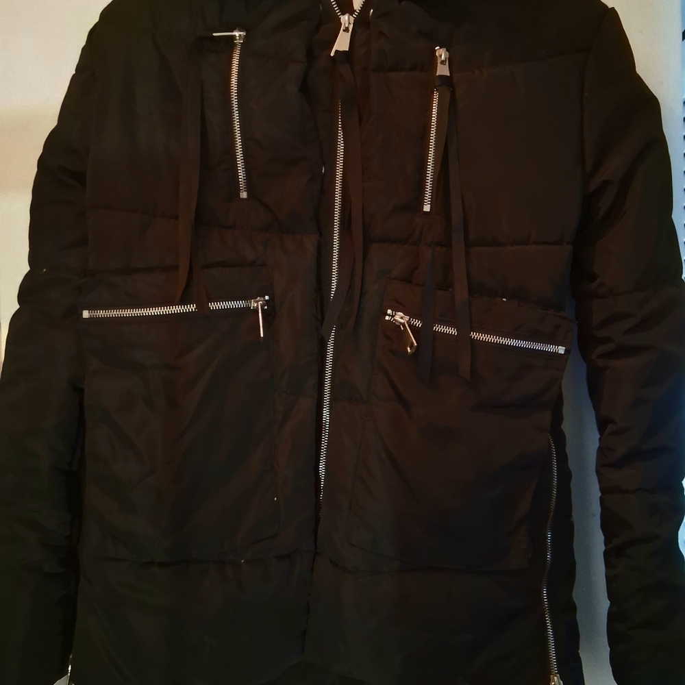 Women's Black Puffer Jacket with Zipper Details